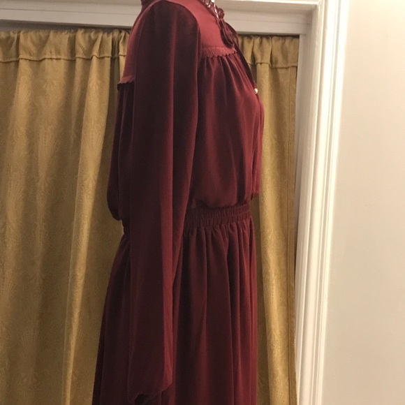 Kensie dress size 6, long sleeve, wine color - Picture 2 of 3